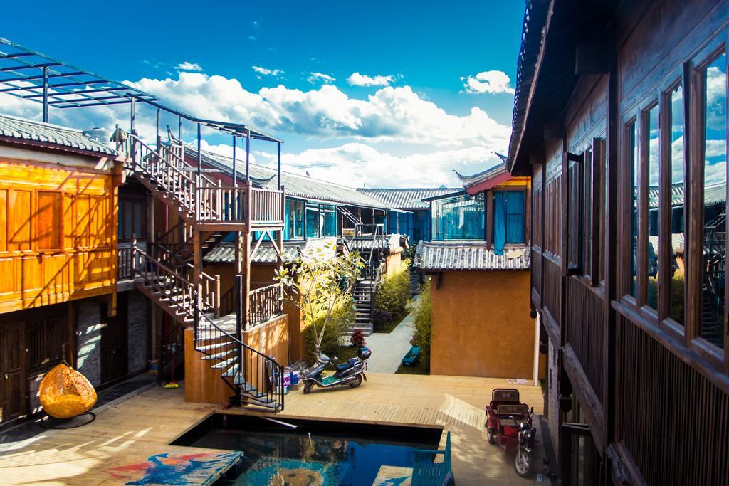 Lijiang Desti Youth Park Hostel Exterior photo