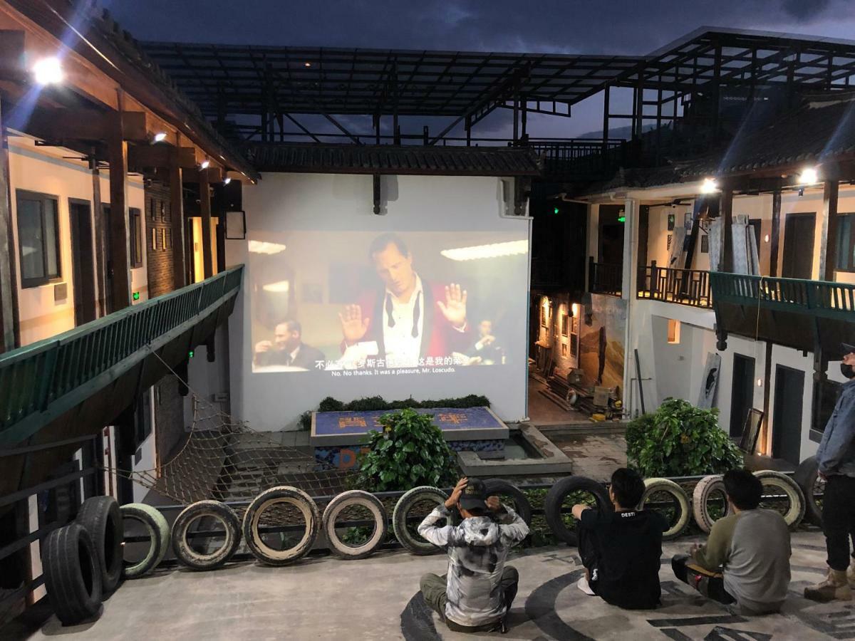 Lijiang Desti Youth Park Hostel Exterior photo
